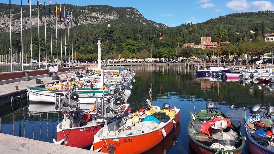 Appartamenti Del Borgo Гарда Екстер'єр фото